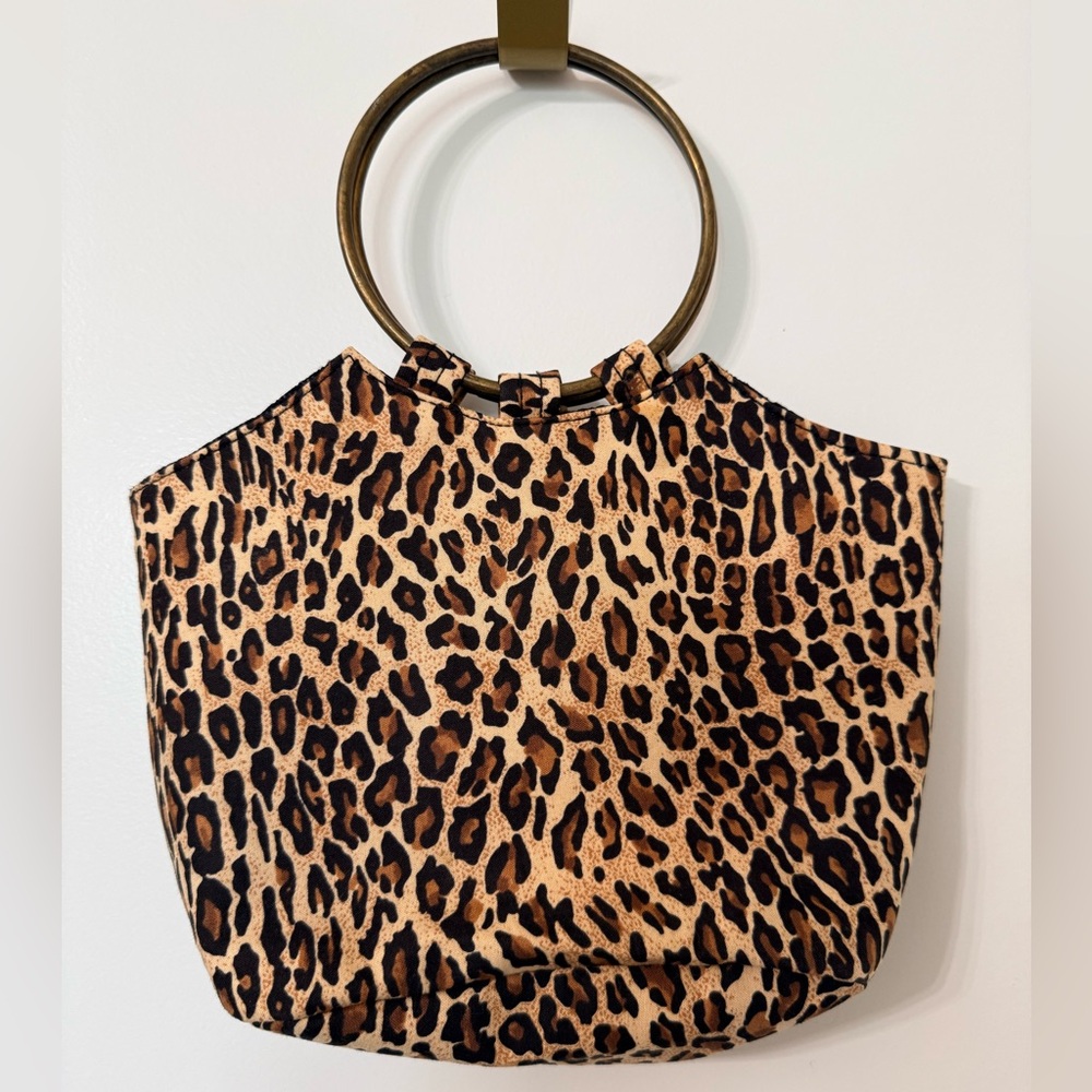 Leopard Purse Bag Tan Leopard Print Two Round Metal Handles Open Interior Boho